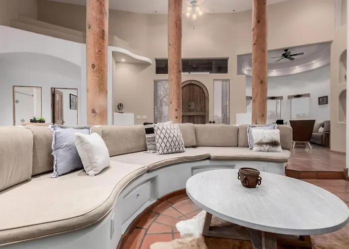 Relaxing 3br Haven With Pool And Bbq For Family Time Holiday home Mesa