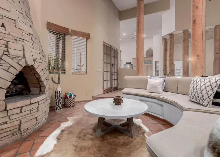 Relaxing 3br Haven With Pool And Bbq For Family Time