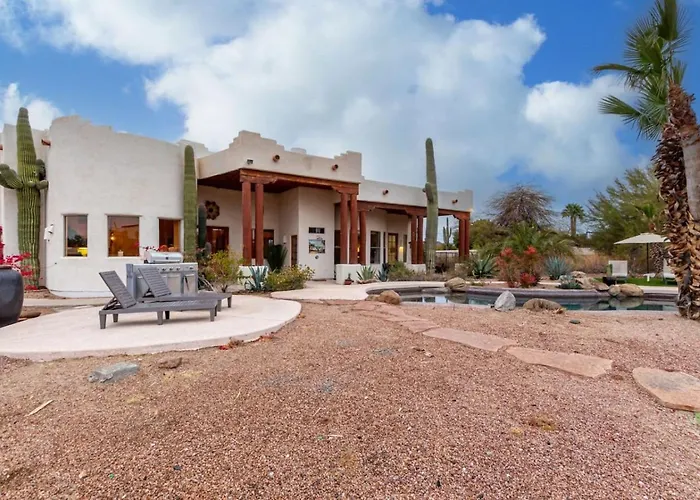 Relaxing 3br Haven With Pool And Bbq For Family Time *