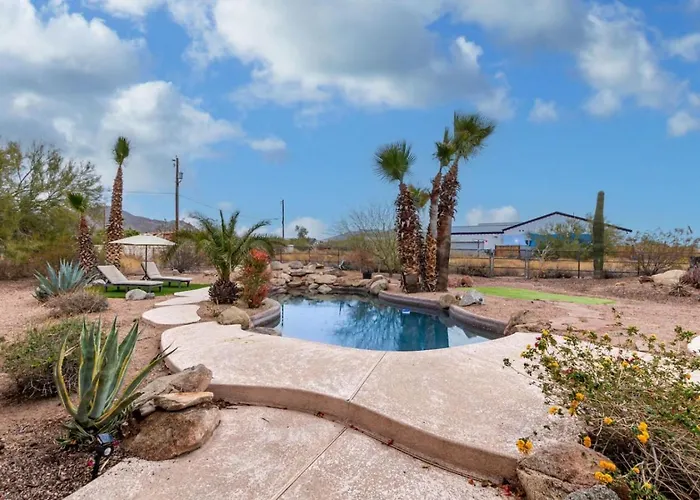 Relaxing 3br Haven With Pool And Bbq For Family Time Holiday home Mesa