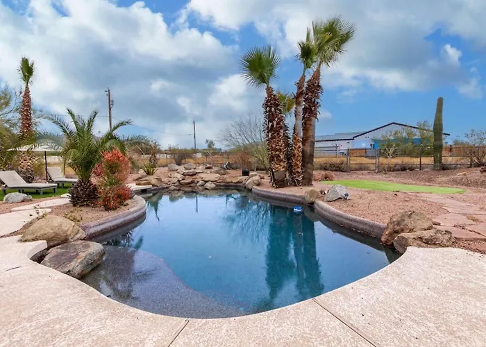 Relaxing 3br Haven With Pool And Bbq For Family Time Holiday home Mesa