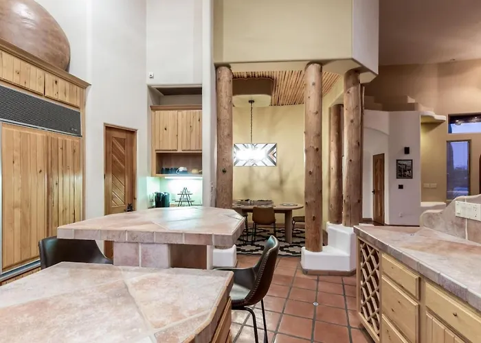 Holiday home Relaxing 3br Haven With Pool And Bbq For Family Time Mesa