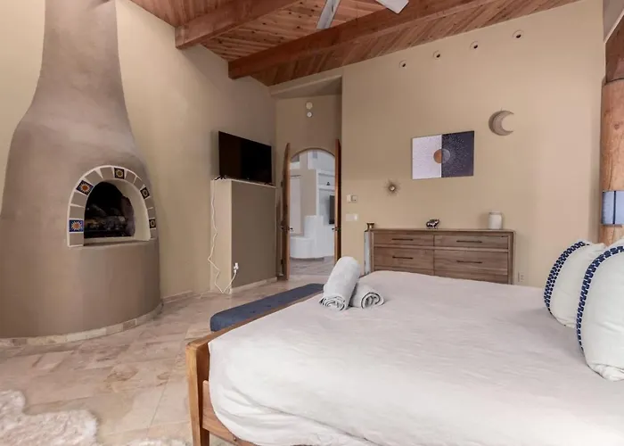 Relaxing 3br Haven With Pool And Bbq For Family Time *